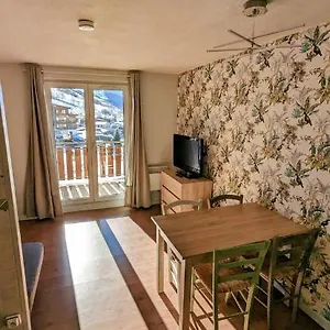 Au Pied Des Pistes Avec Panorama Sur Les Montagnes Appartement Les Deux Alpes